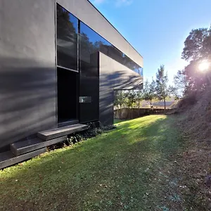 https://the-black-line-house.catalonia-hotels.com