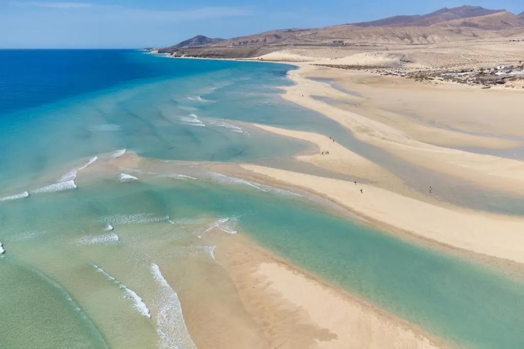 Los Majos Fuerteventura contacts